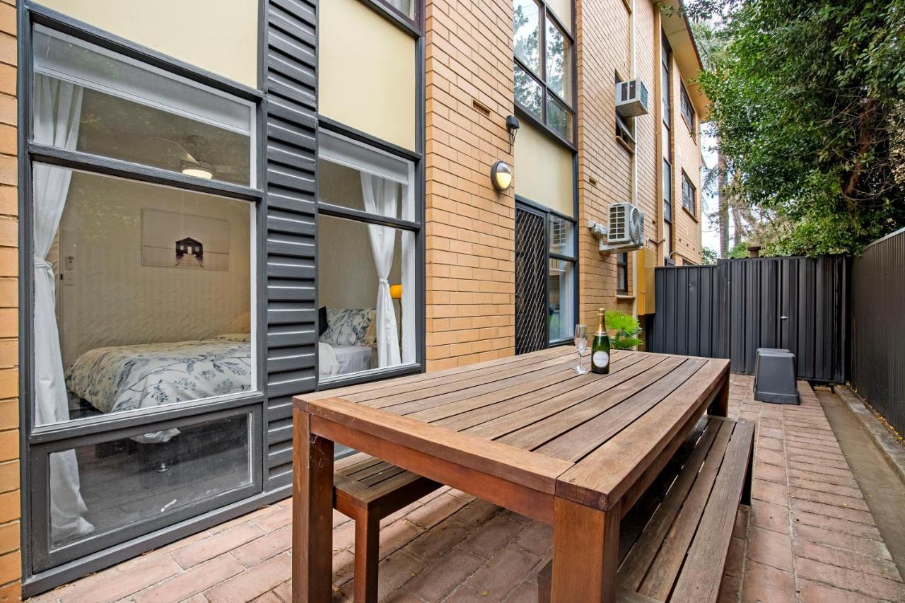 Bayswaterfront Apartments Adelaide Exterior photo