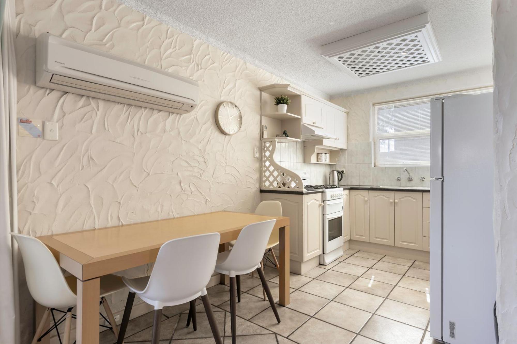 Bayswaterfront Apartments Adelaide Room photo