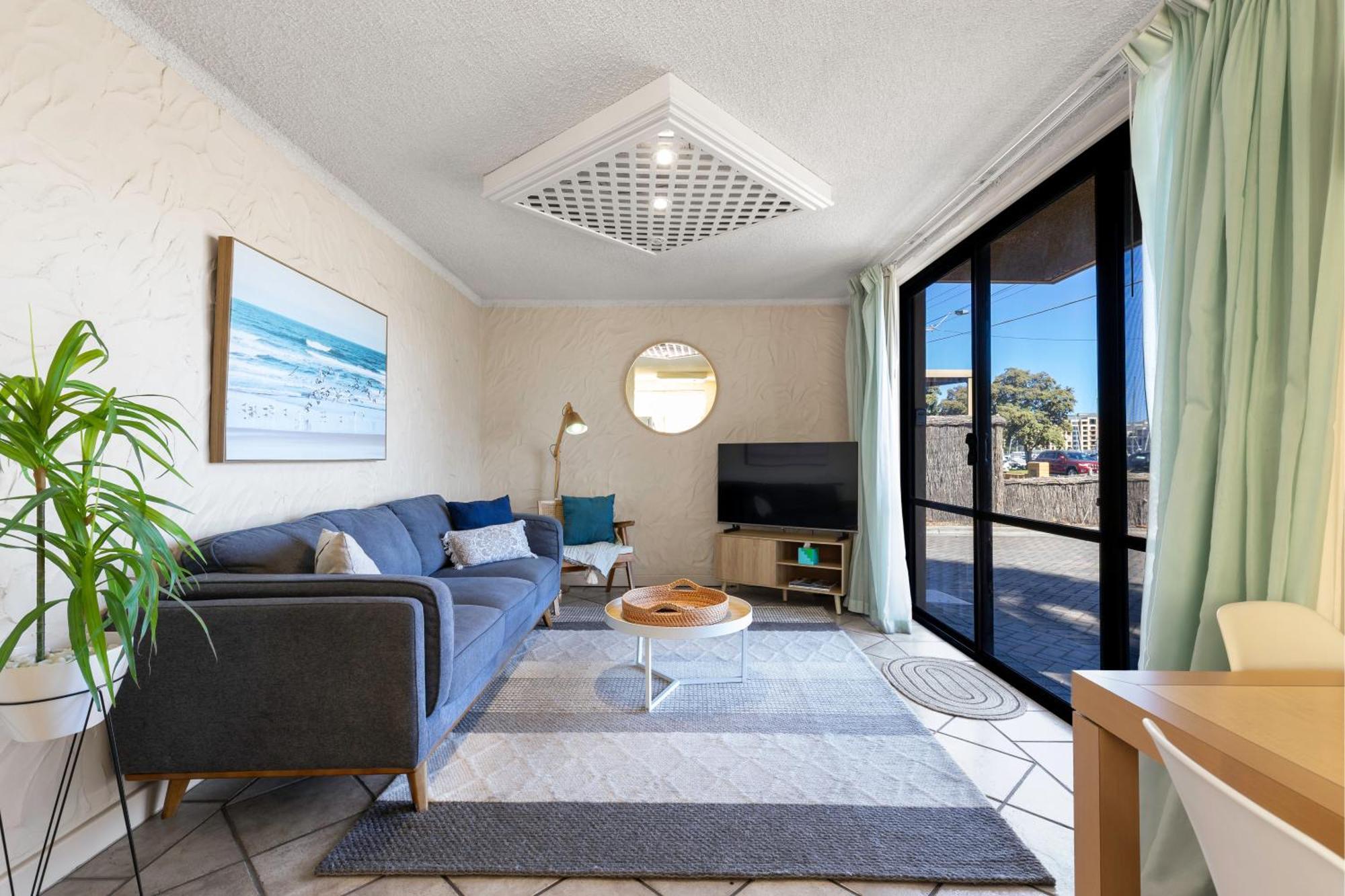 Bayswaterfront Apartments Adelaide Exterior photo